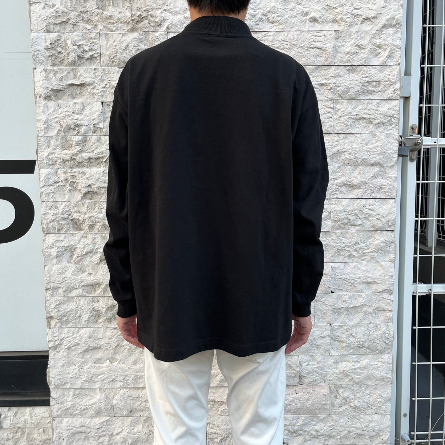 モックネックTシャツ ブラック